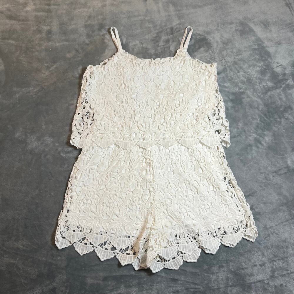 Women's Sleeveless Lace Playsuit Romper Size Small Festival Bridal Bachelorette